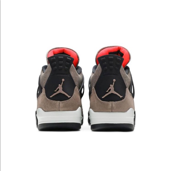 Air Jordan 4 Retro ‘Taupe Haze’